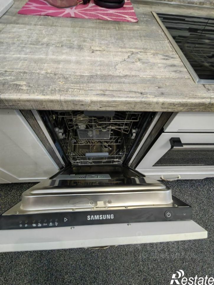 2-комн квартира ул Памяти Чернобыльцев, 1,  д. 1