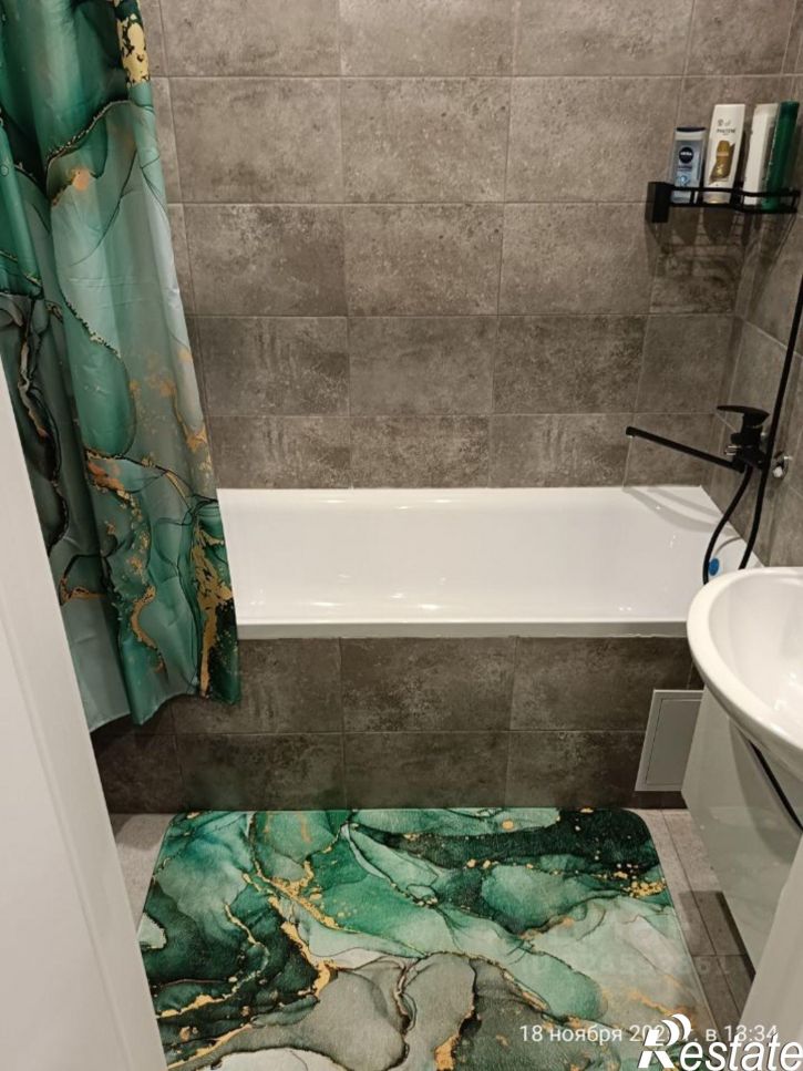 2-комн квартира ул им. Героя Ростовского, 8 7,  д. 8 7,  к. 7