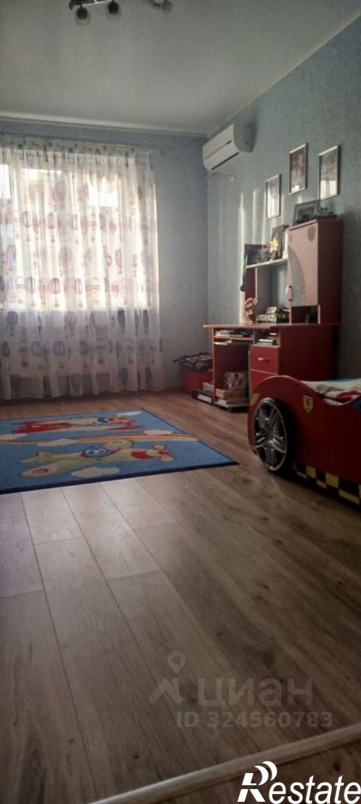 2-комн квартира ул им. Героя Яцкова И.В., 15 2,  д. 15 2,  к. 2