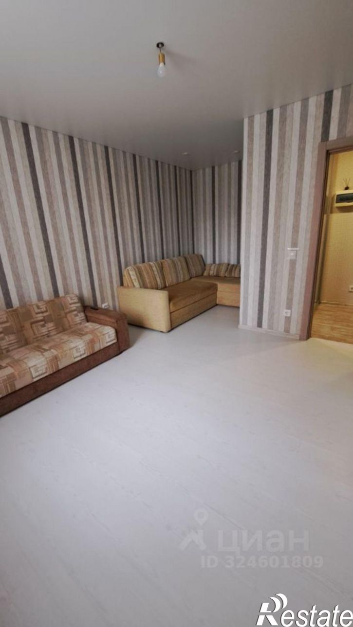 1-комн квартира улица Западный Обход, 42 к7,  д. 42 к7