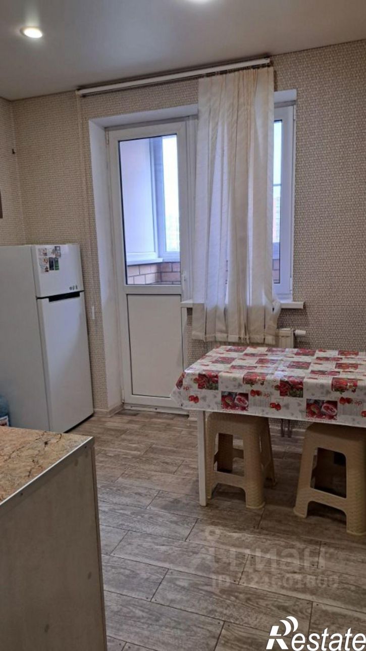 1-комн квартира улица Западный Обход, 42 к7,  д. 42 к7