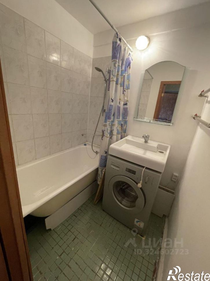 1-комн квартира улица Яна Полуяна, 24,  д. 24