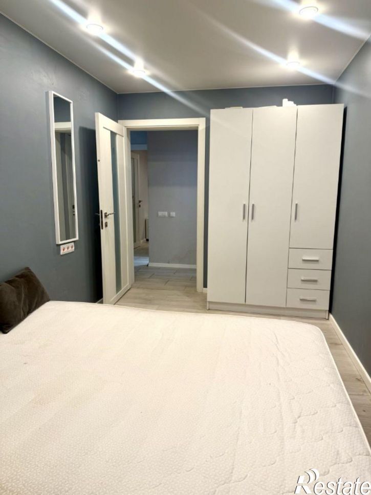 3-комн квартира улица Полины Осипенко, 141,  д. 141