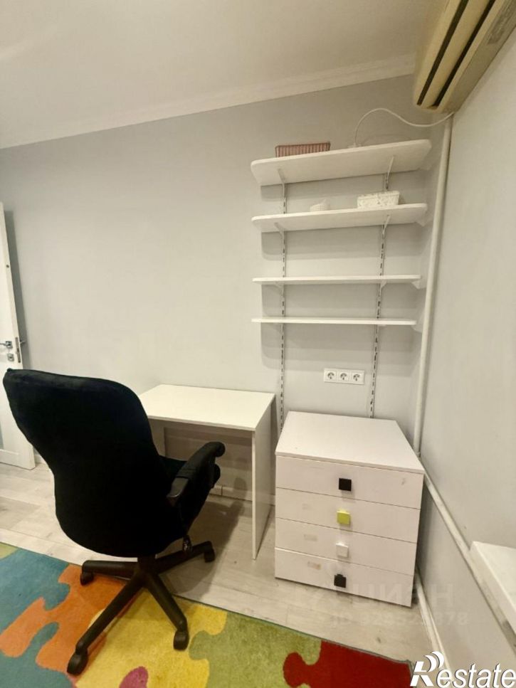 3-комн квартира улица Полины Осипенко, 141,  д. 141