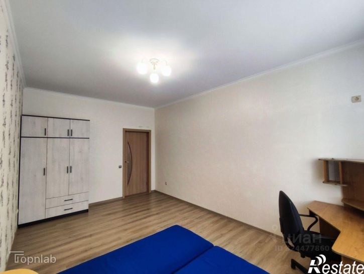 2-комн квартира улица имени Володи Головатого, 172,  д. 172