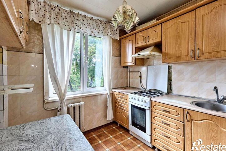 3-комн квартира улица Яна Полуяна, 14,  д. 14