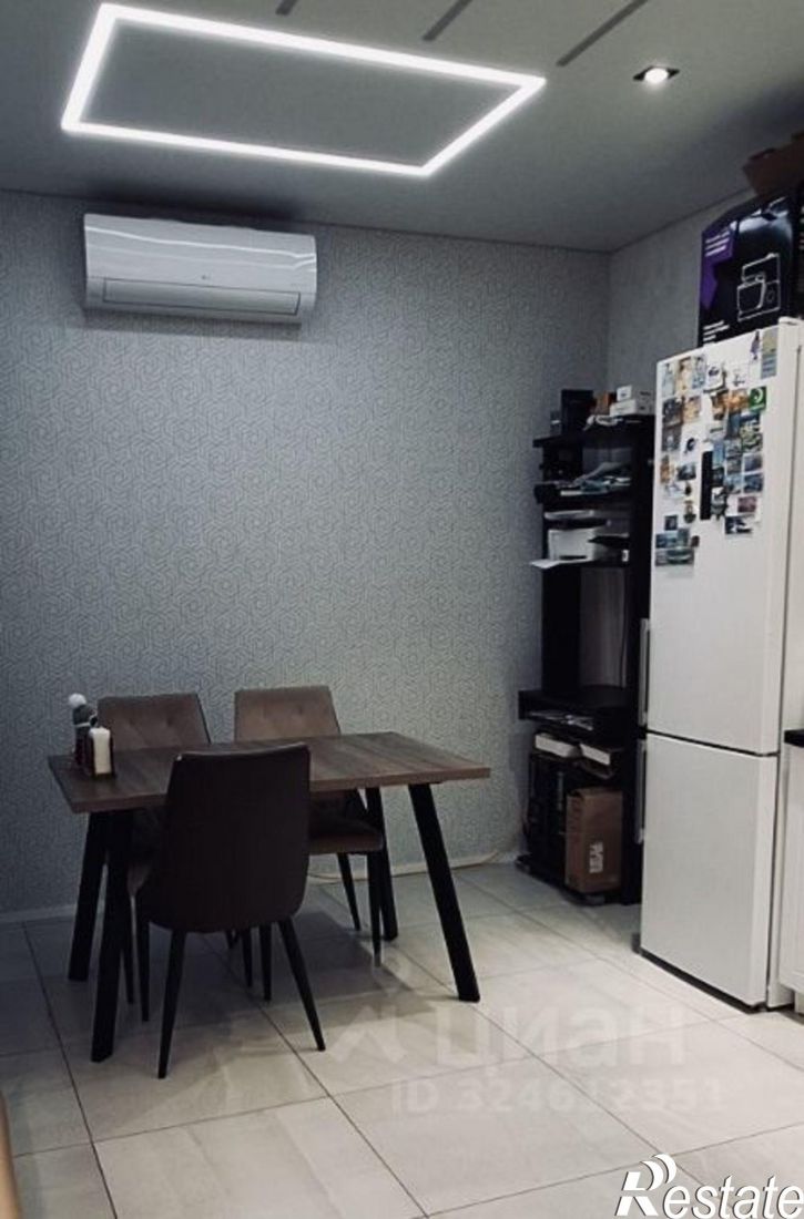 2-комн квартира Новороссийская улица, 90/2 к2,  д. 90/2 к2