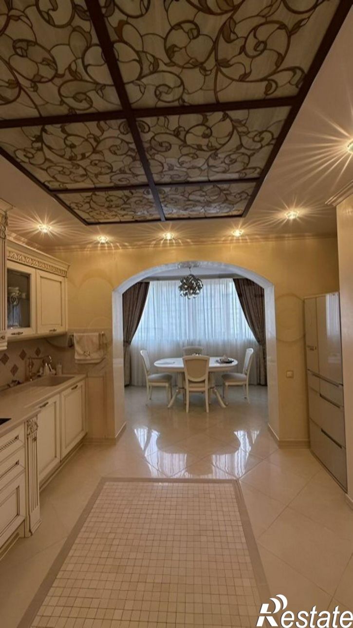 3-комн квартира улица Яна Полуяна, 51/1,  д. 51/1