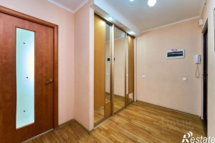 2-комн квартира улица Атарбекова, 5/1,  д. 5/1