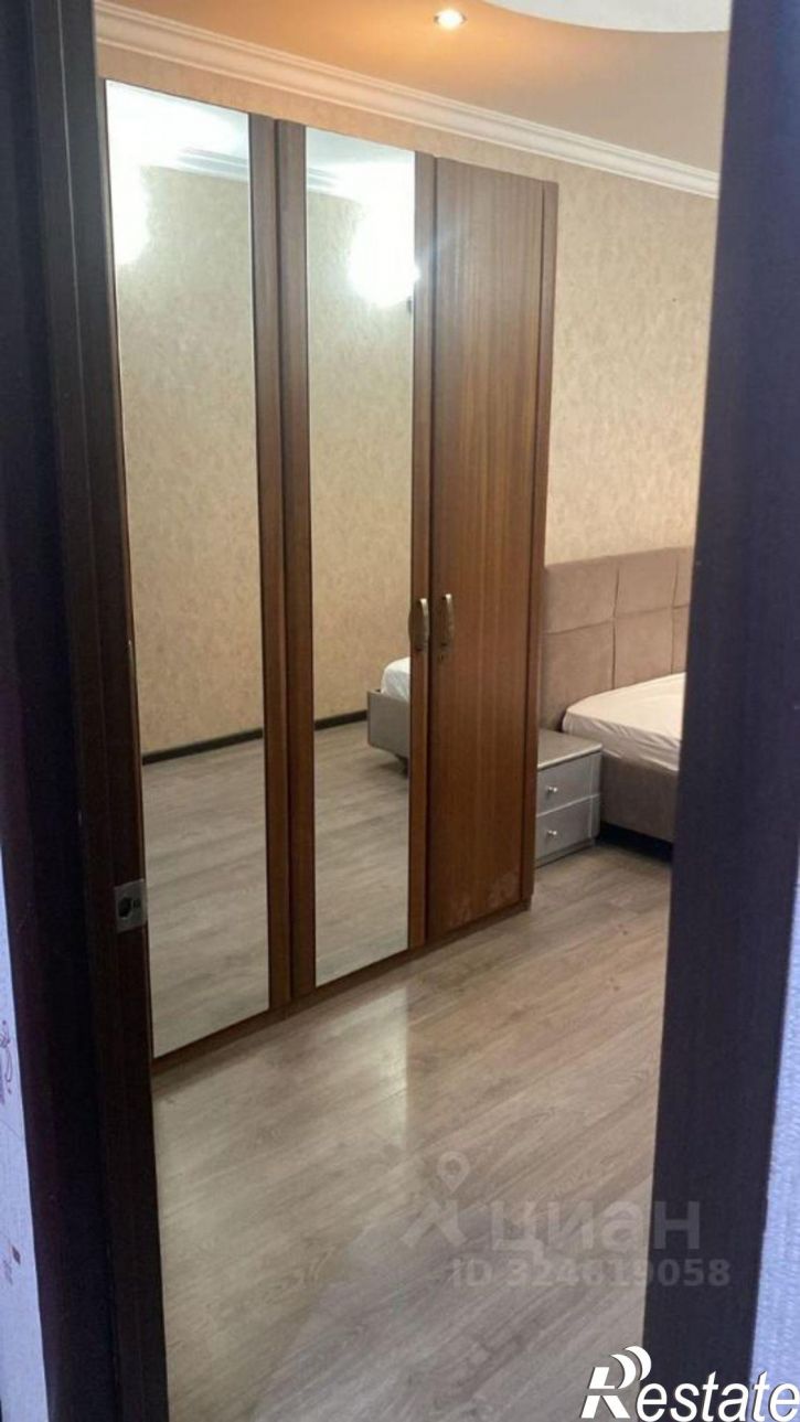 2-комн квартира улица 40 лет Победы, 113,  д. 113