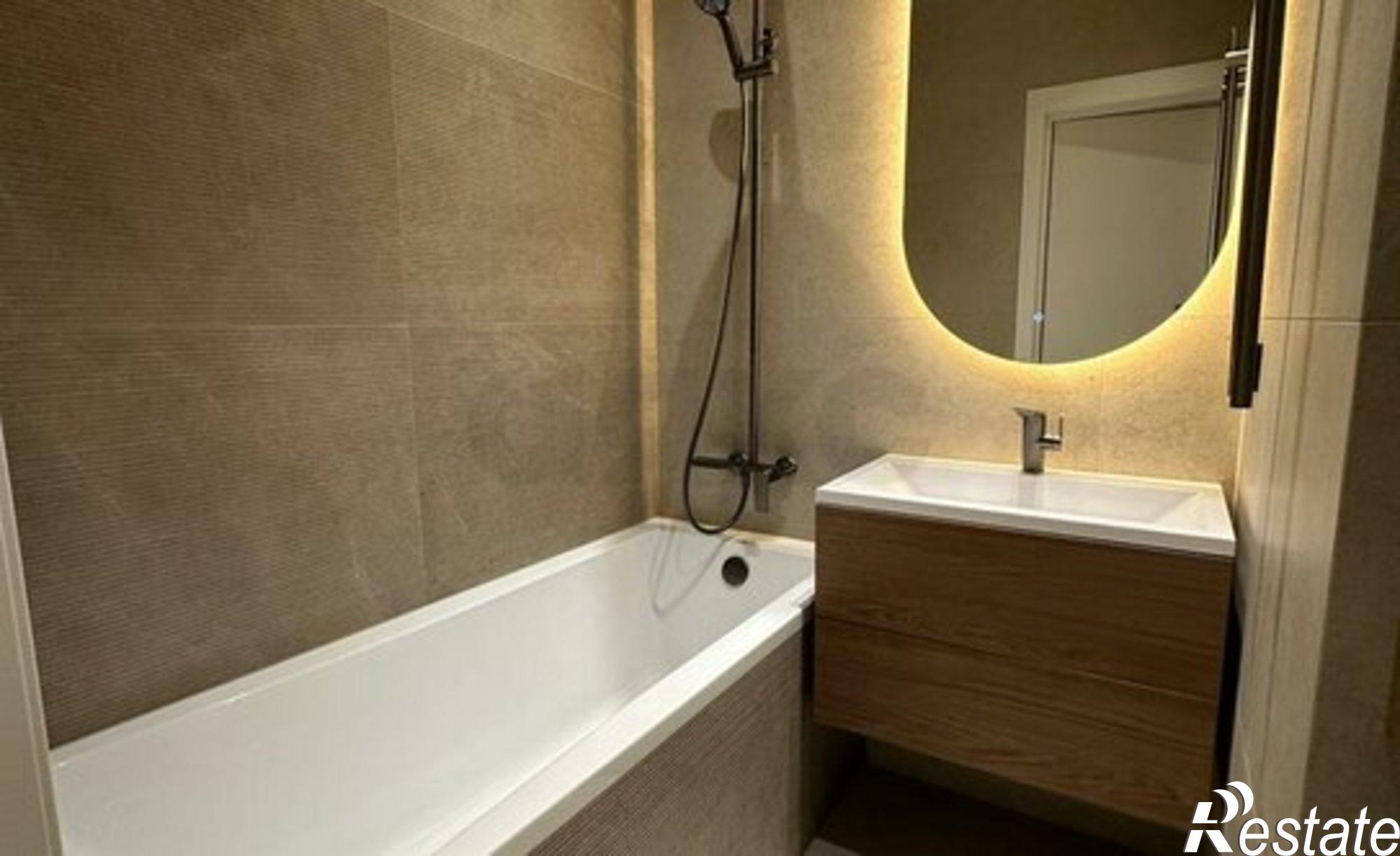 Купить квартиру за 14 500 000 рублей на Конгрессная улица, 33