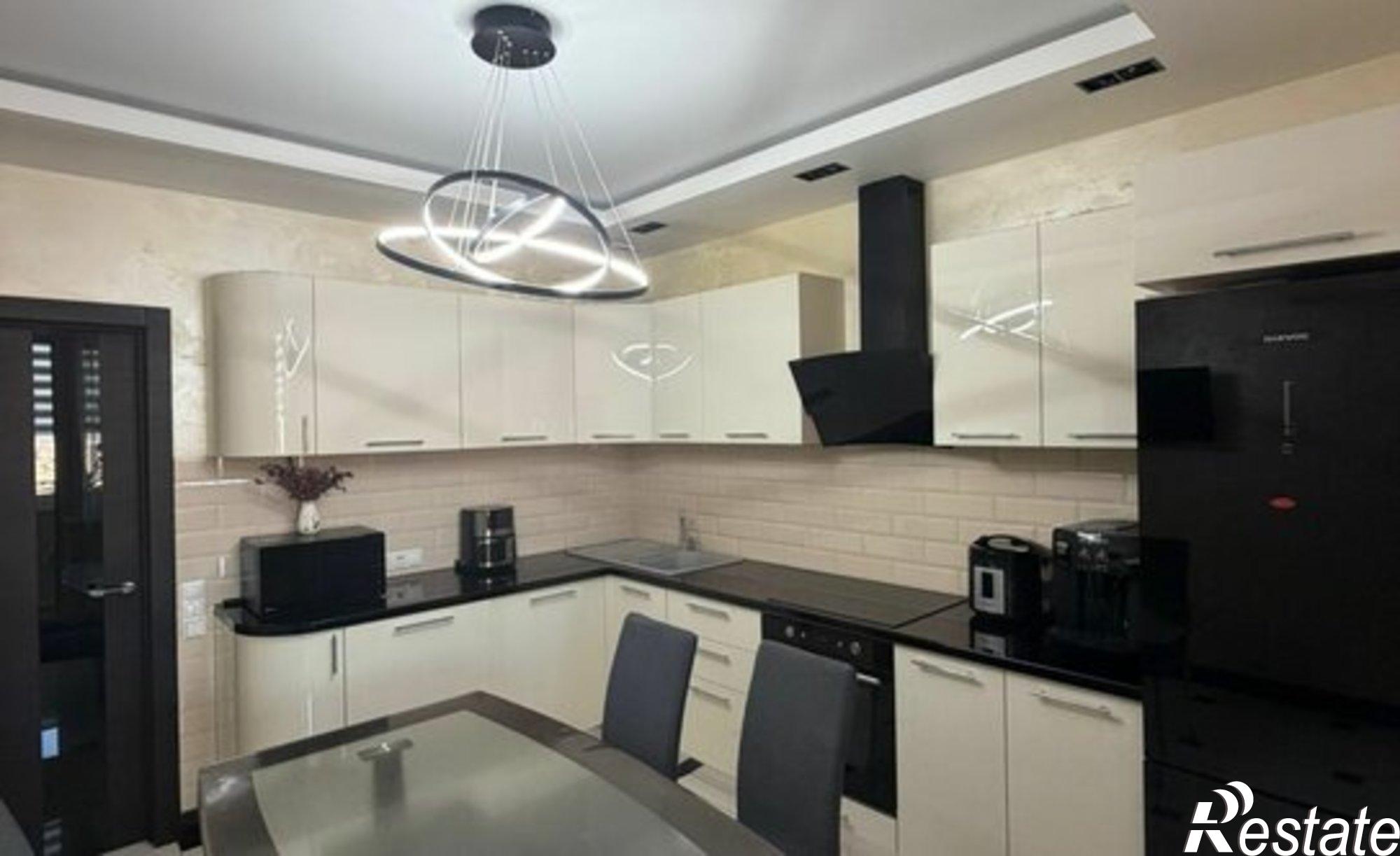 Купить квартиру за 14 800 000 рублей на Фестивальная улица, 6