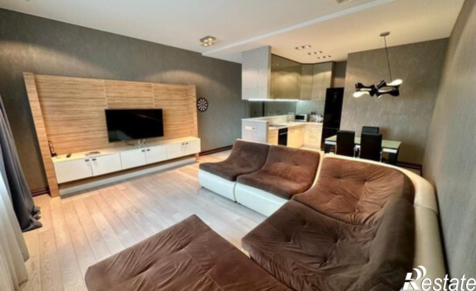 Купить квартиру за 12 990 000 рублей на улица Дзержинского, 93