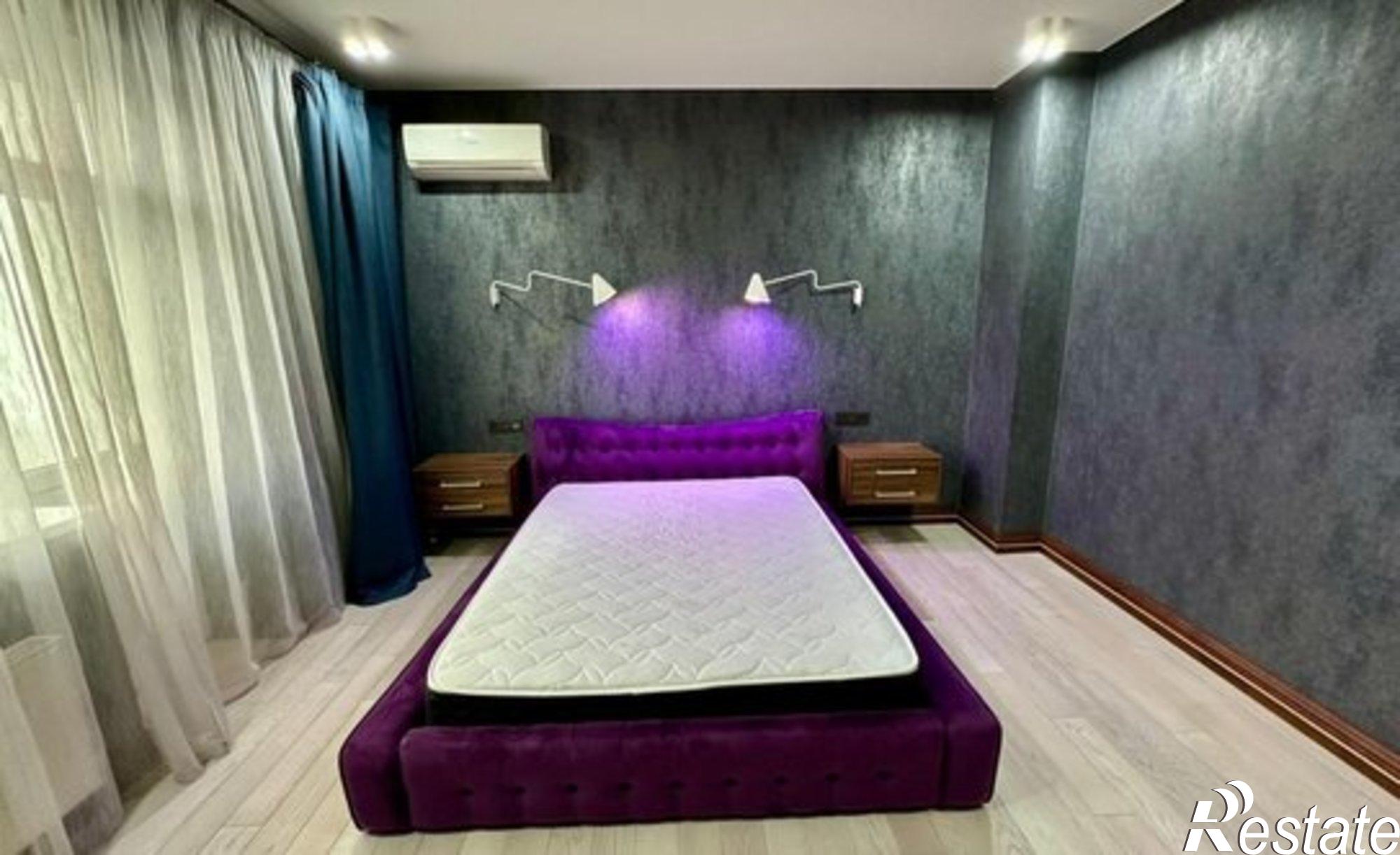 Купить квартиру за 12 990 000 рублей на улица Дзержинского, 93