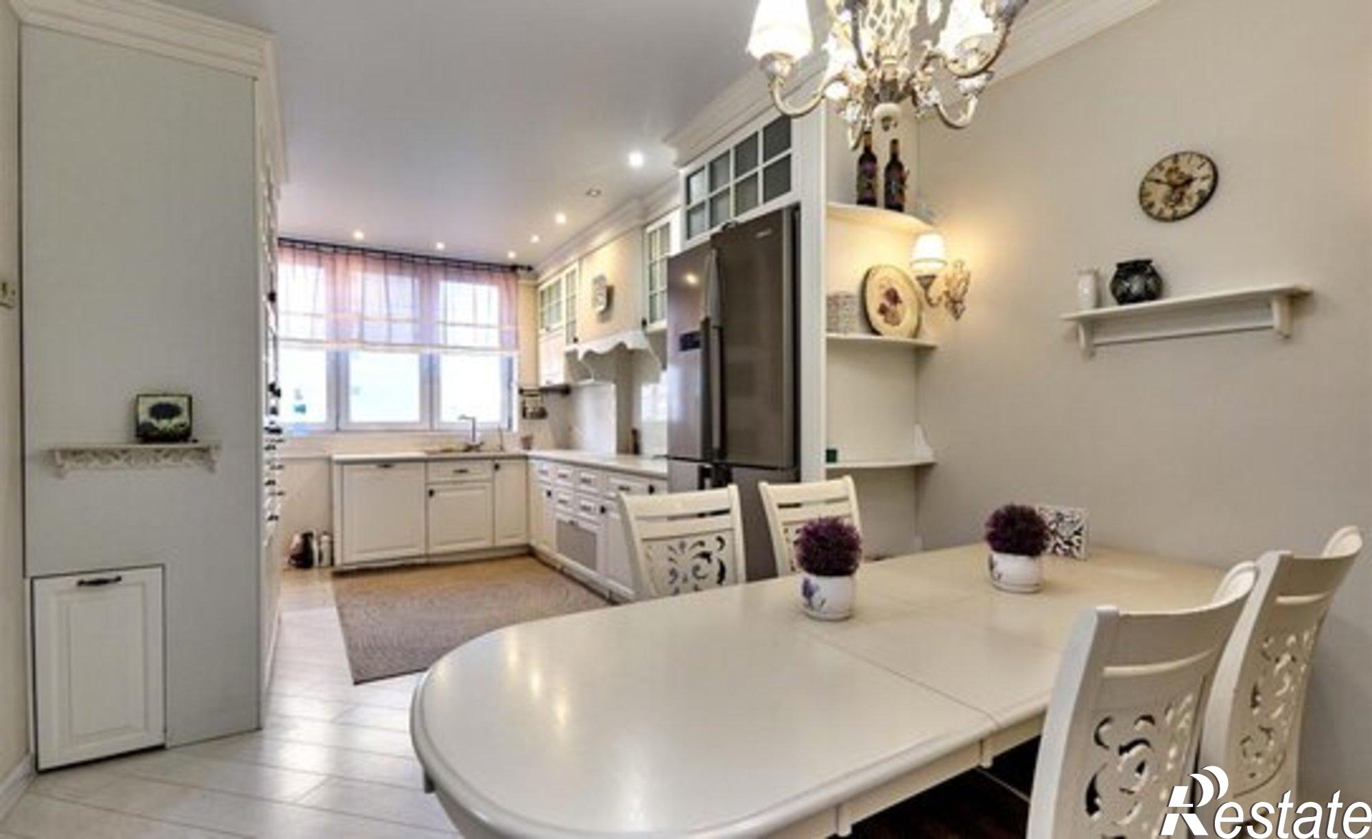 Купить квартиру за 10 000 000 рублей на ул им. Валерия Гассия, 2 5