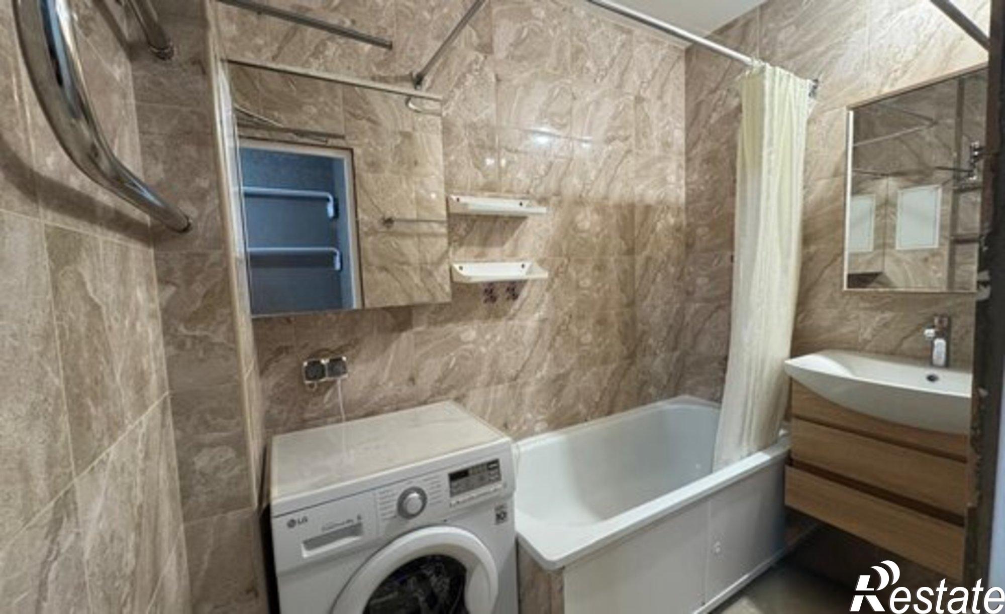 Купить квартиру за 6 400 000 рублей на Черкасская улица, 72