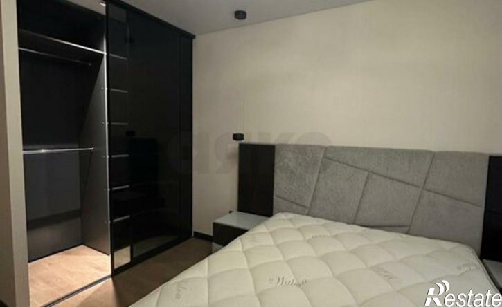 2-комн квартира Конгрессная улица, 33,  д. 33