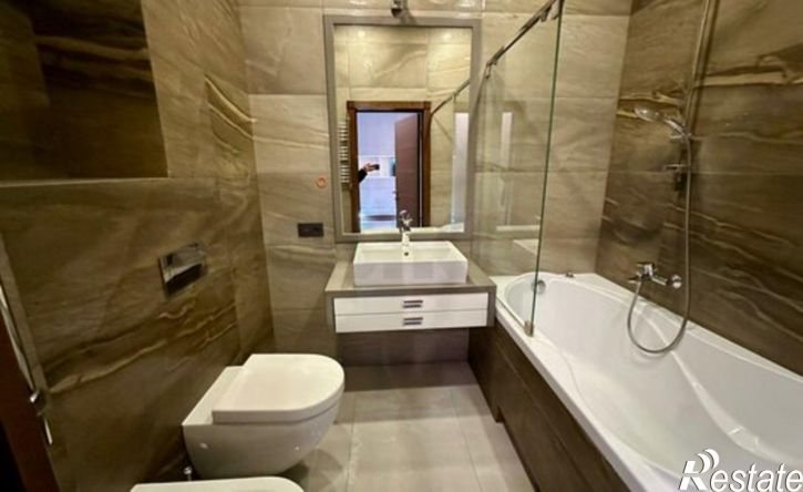 2-комн квартира улица Дзержинского, 93,  д. 93