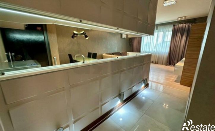 2-комн квартира улица Дзержинского, 93,  д. 93