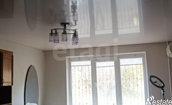 3-комн квартира проспект Чекистов, 10,  д. 10