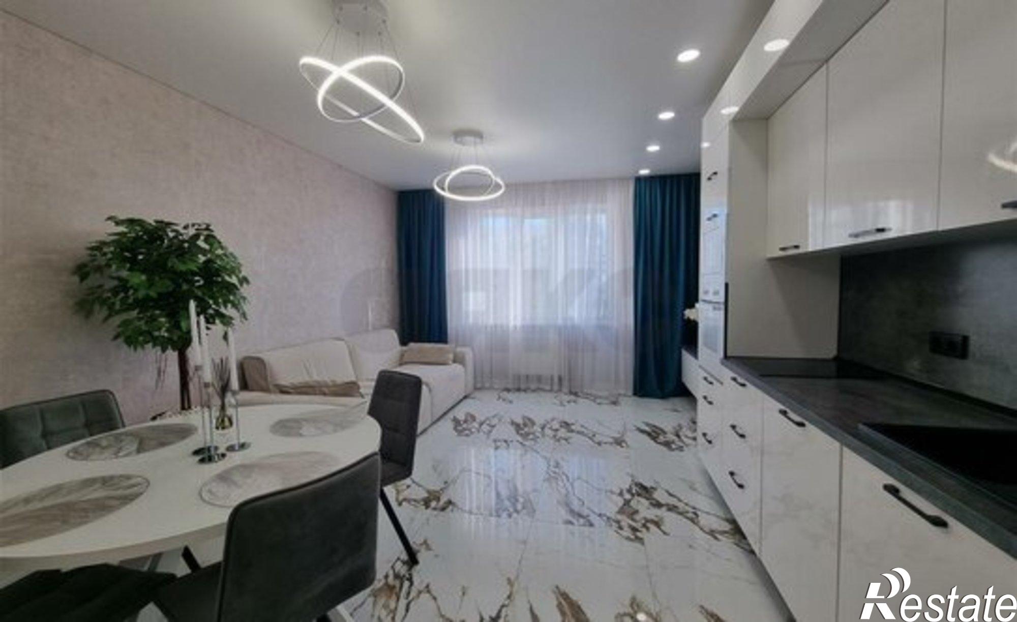 Купить квартиру за 25 000 000 рублей на Платановый бульвар, 2