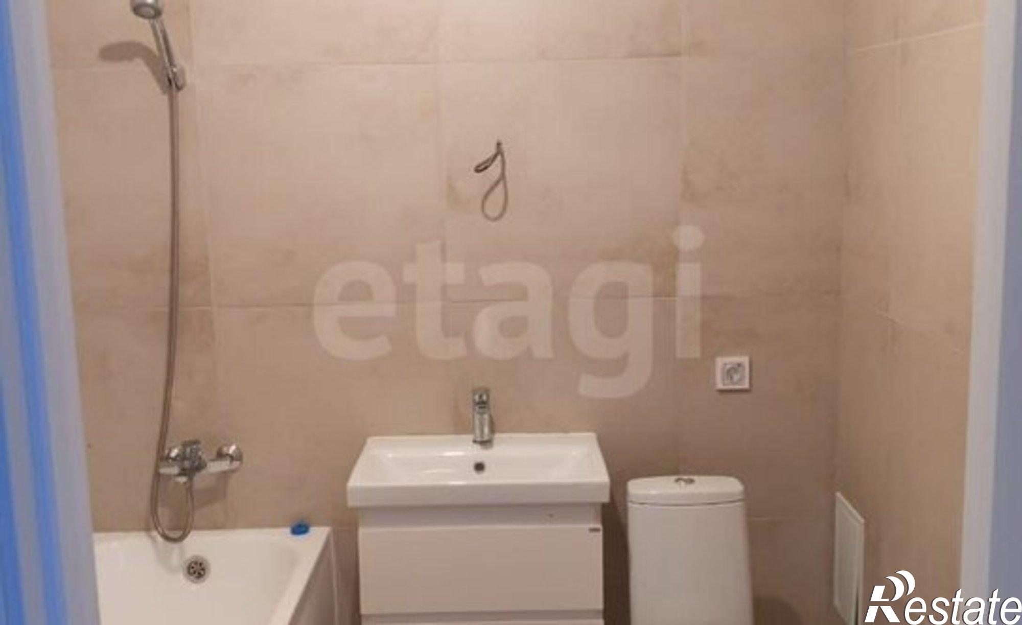 Купить квартиру за 6 400 000 рублей на ул им. Героя Георгия Бочарникова, 2 1