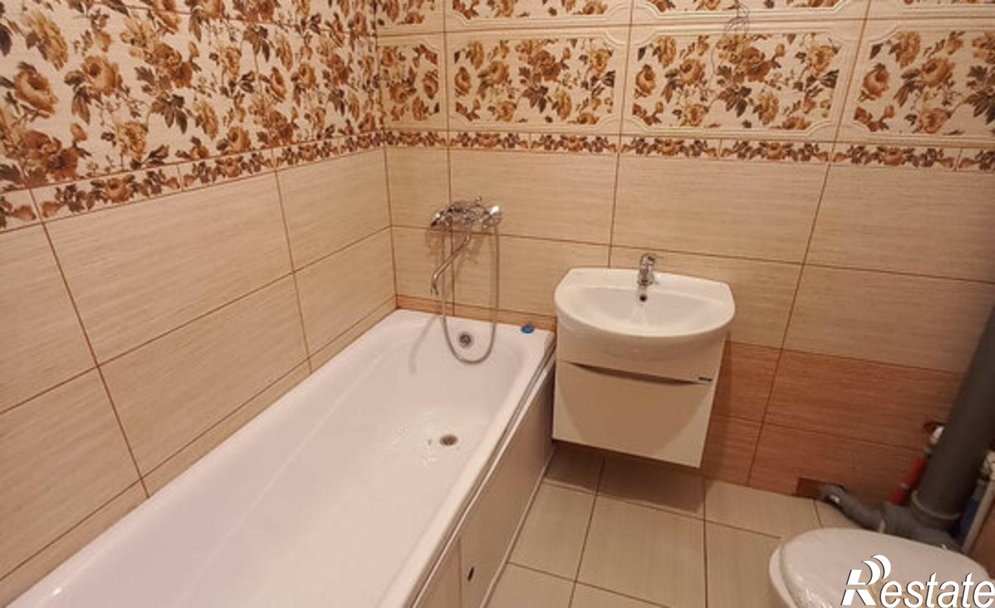 Купить квартиру за 4 600 000 рублей на ул им. Героя Ростовского, 8