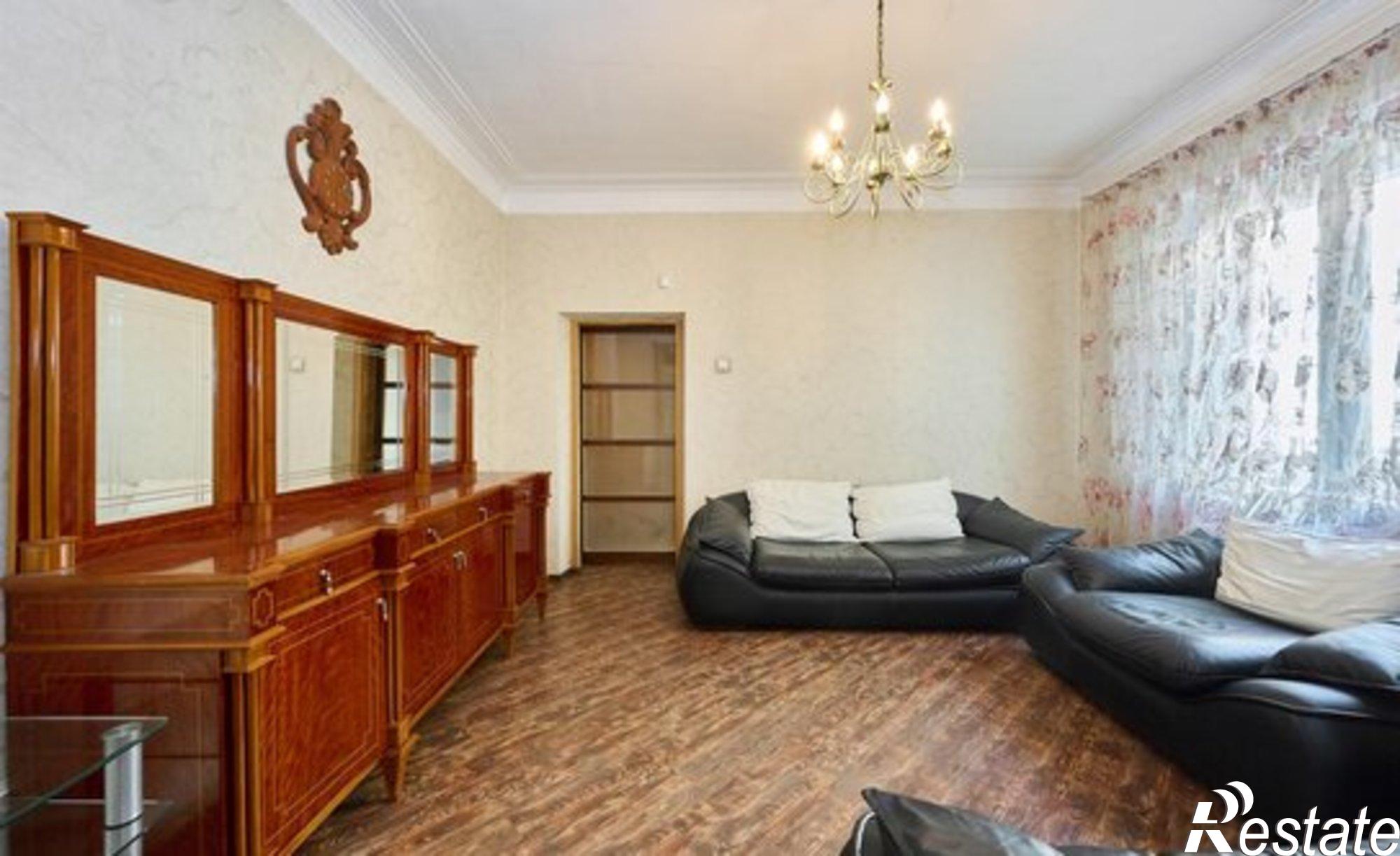 Купить квартиру за 9 000 000 рублей на ул им. Захарова, 43