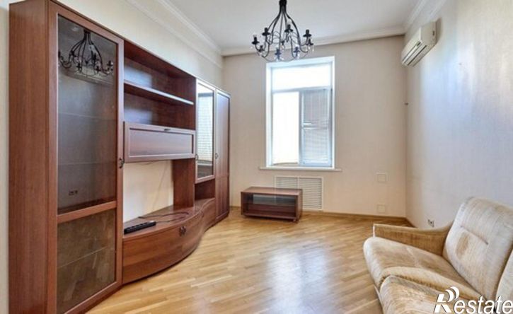 2-комн квартира Красная улица, 22,  д. 22