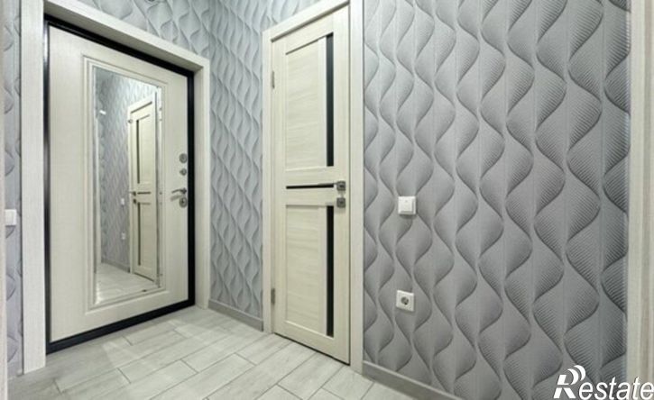 2-комн квартира ул Заполярная, 37 5,  д. 37 5,  к. 5