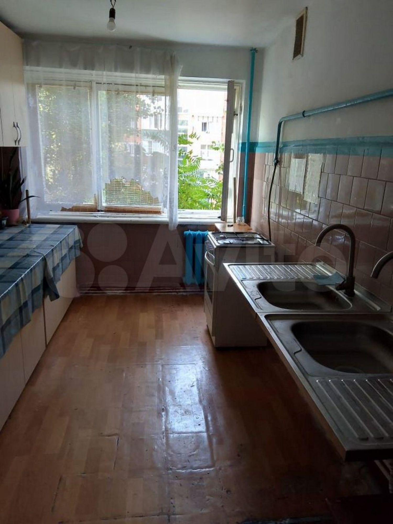 Купить комнату за 2 200 000 рублей на Тургенева ул, 126