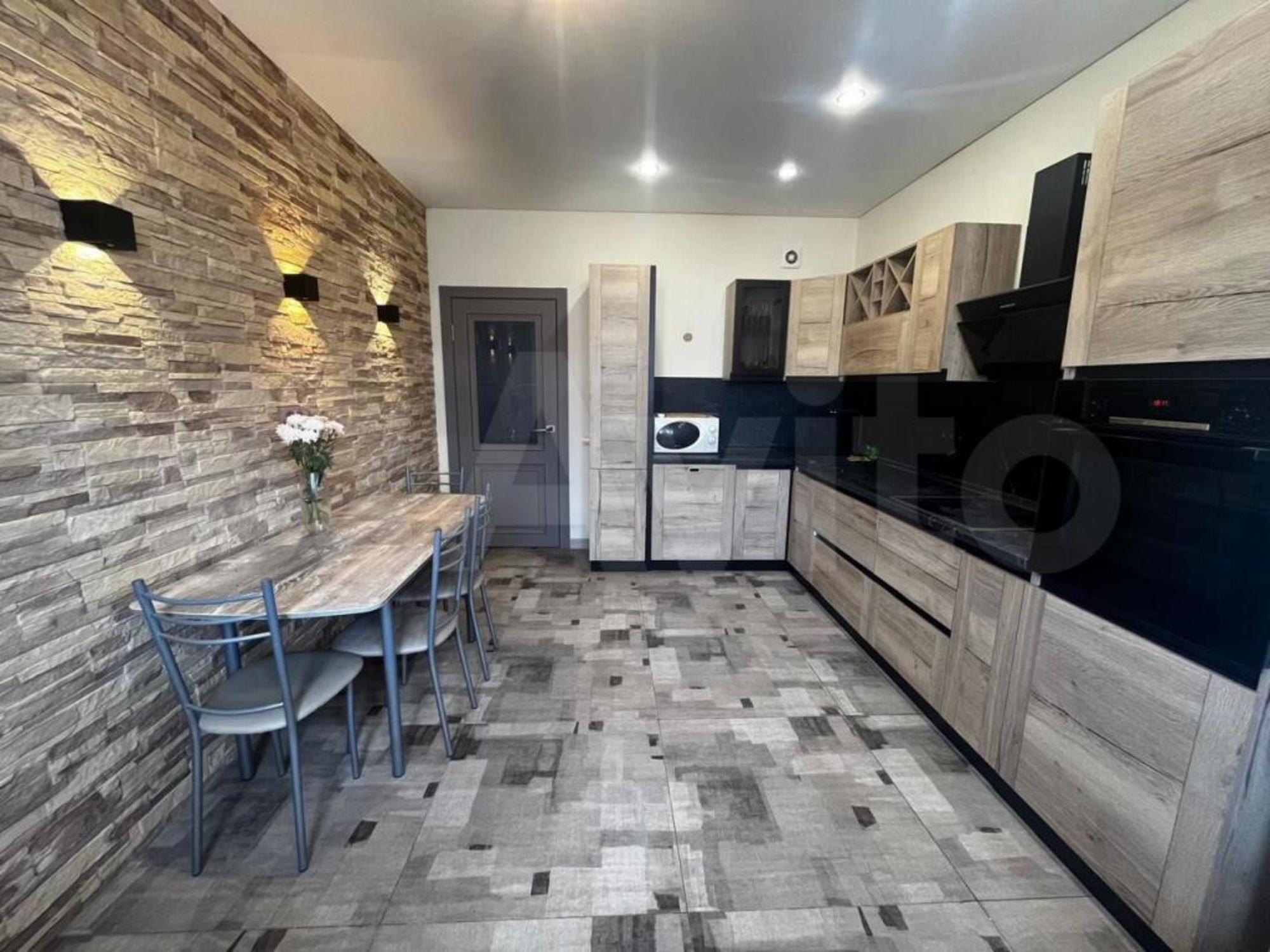 Купить квартиру за 15 000 000 рублей на Героя Сарабеева ул, 5/ к2