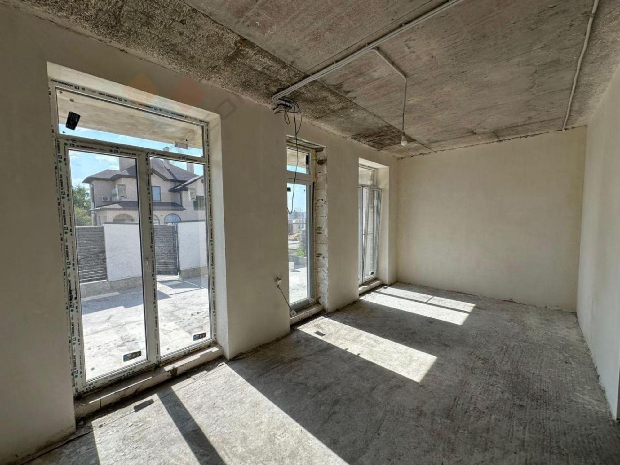 Купить дачу, дом, коттедж за 28 000 000 рублей на Степанова, 1