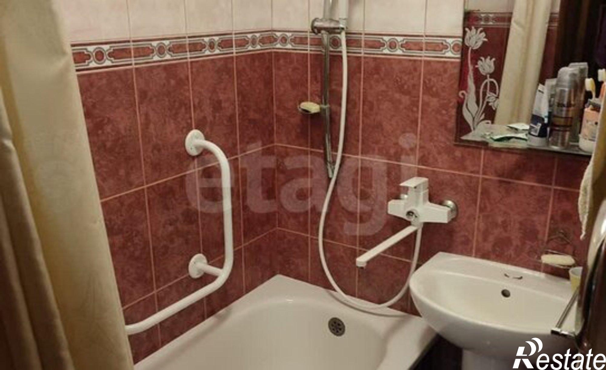 Купить квартиру за 6 900 000 рублей на улица Коммунаров, 205