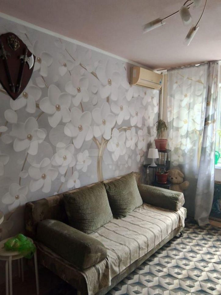 Комната Тургенева ул, 126