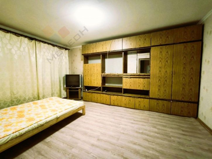 1-комн квартира им. 30-й Иркутской Дивизии ул, 6