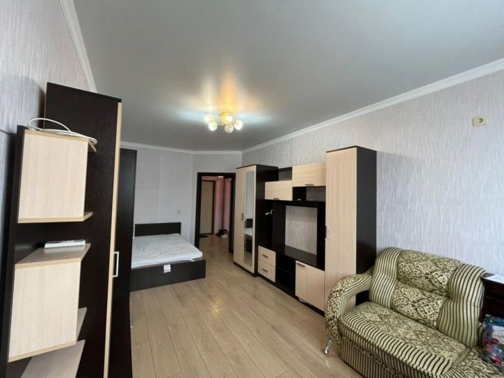 1-комн квартира Симиренко ул, 45