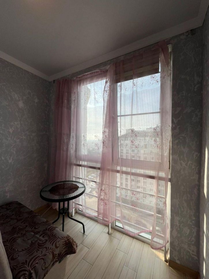 1-комн квартира Симиренко ул, 45