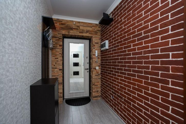 2-комн квартира Героя Сарабеева ул, 7