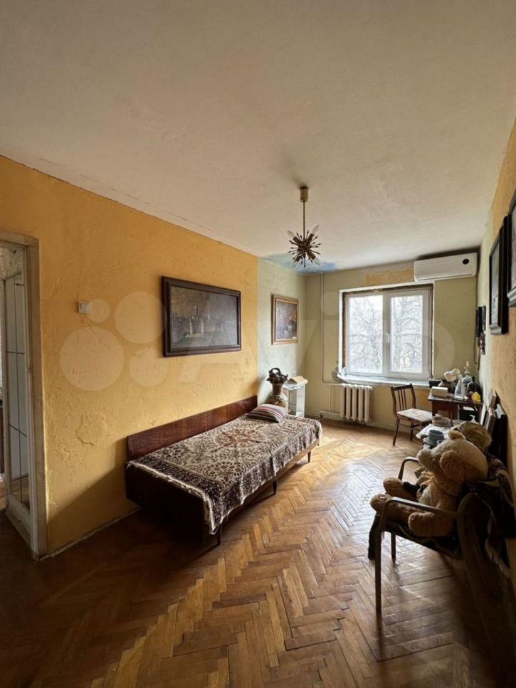 3-комн квартира Брюсова ул, 18