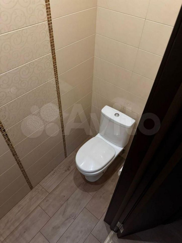 2-комн квартира Российская ул, 72/5