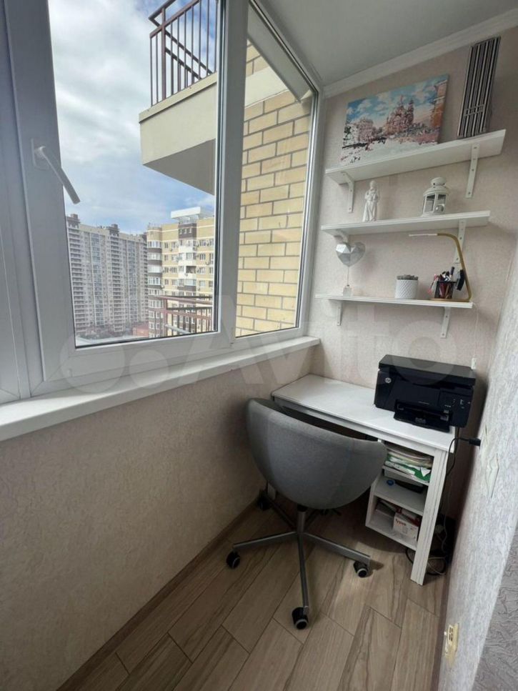 2-комн квартира Российская ул, 72/5