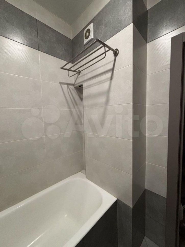 3-комн квартира Героя Сарабеева ул, 5/ к2