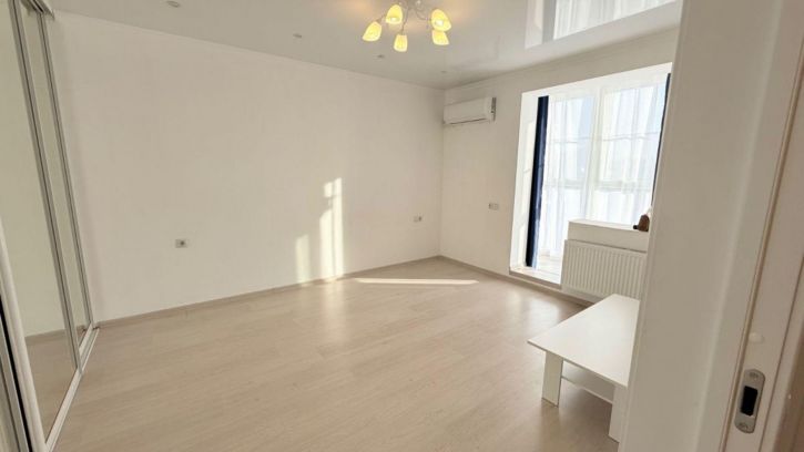 2-комн квартира Карякина ул, 5/ к1