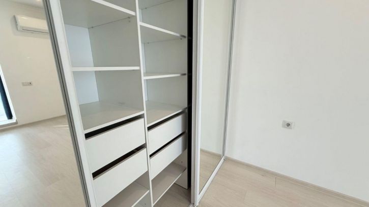 2-комн квартира Карякина ул, 5/ к1