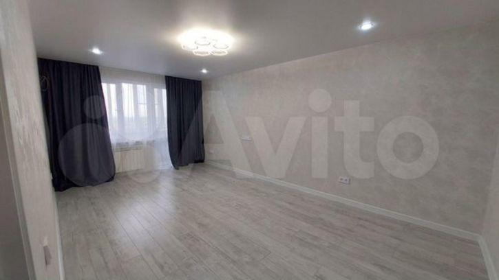 1-комн квартира 70 лет Октября ул, 4