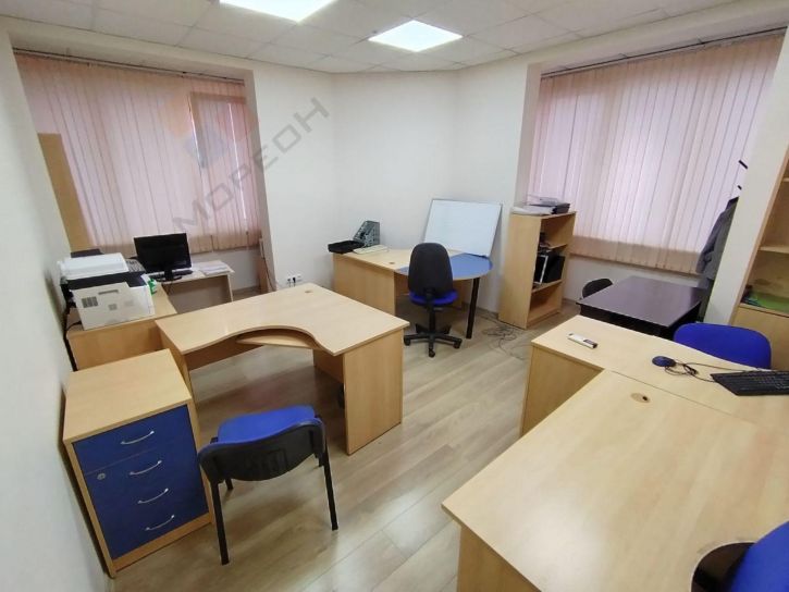 Офис Монтажников ул, 1/4