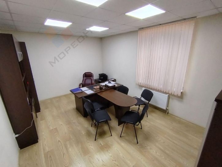 Офис Монтажников ул, 1/4