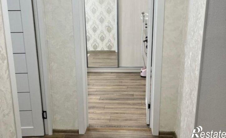 2-комн квартира улица 70 лет Октября, 4,  д. 4