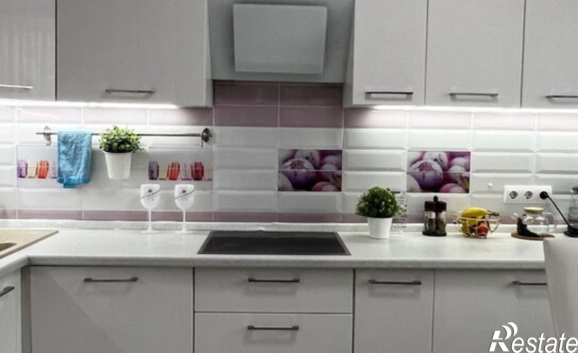 Купить квартиру за 7 700 000 рублей на улица Цезаря Куникова, 35